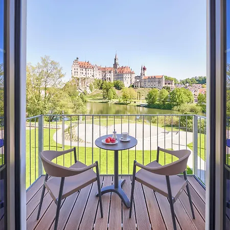 Karls Hotel 4*